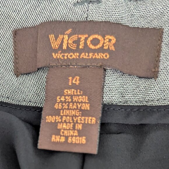 Victor Alfaro Women's Gray Wool-Rayon Blend Suit Set, 14 - Picture 9 of 9